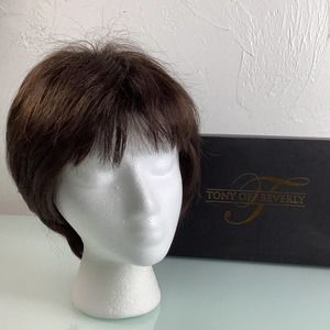 Tony of Beverly Elura Blend Fiona Wig in Ginger Brown EUC in box